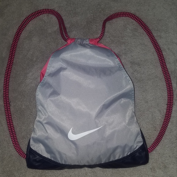 nike varsity girl gymsack